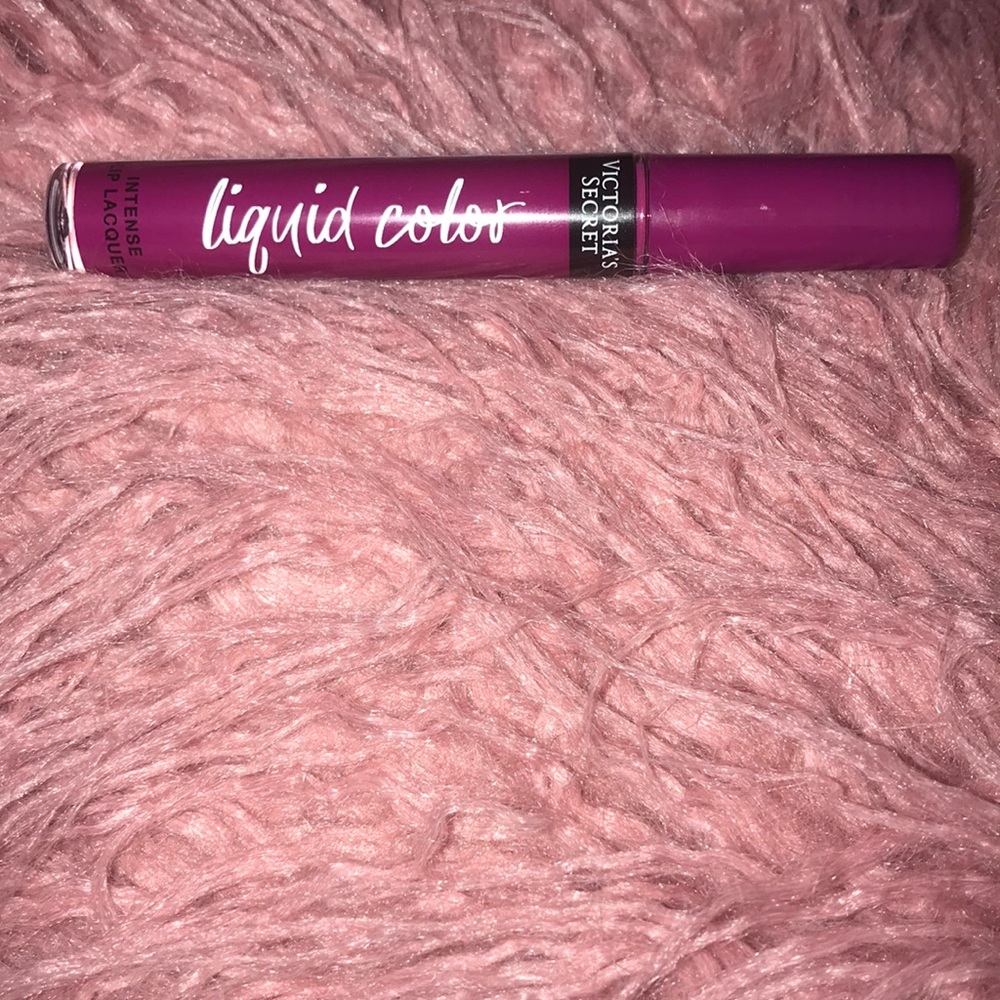 Intense lip Lacquer